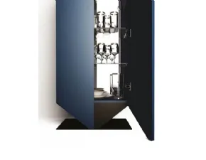 Richiedi il prezzo dell'armadio Timpano di Minotti. Design unico ed elegante.
