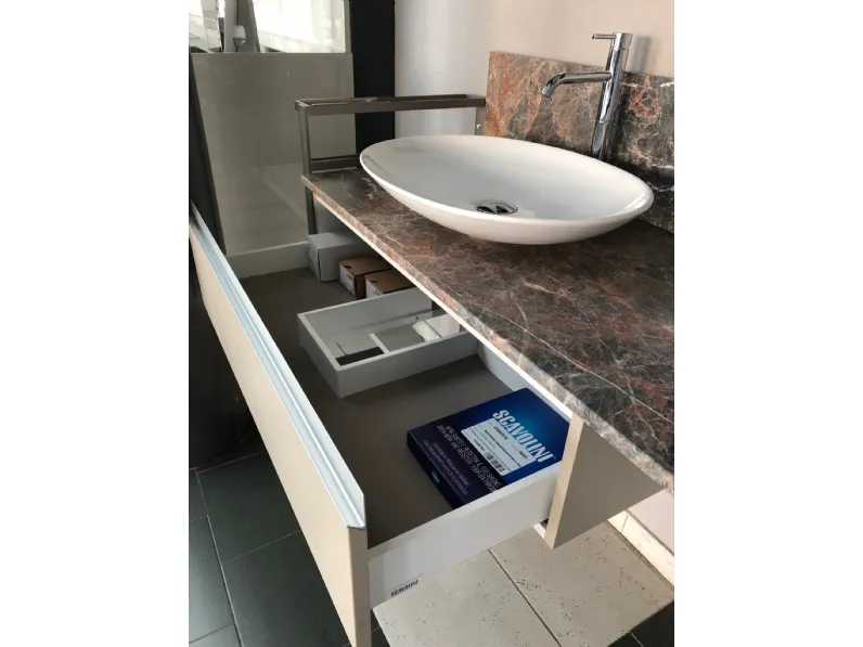 Scopri il Mobile Bagno A terra Tratto Scavolini a prezzo scontato!