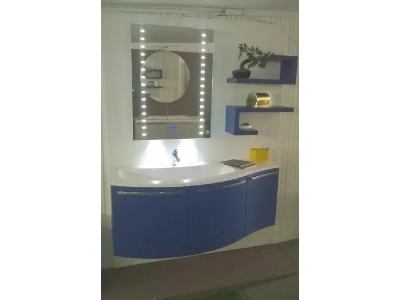 Bagno Arcom con basi curve e top con lavabo integrato