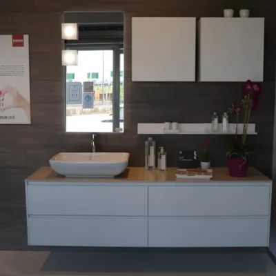 Crea un bagno moderno con il mobile Scavolini Rivo in offerta!