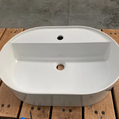 Progetta il tuo bagno con Arlexitalia. Lavabo in ceramica in offerta outlet.