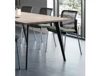 Tavolo riunione modello Rhea con 6 sedie in legno ad un prezzo vantaggioso