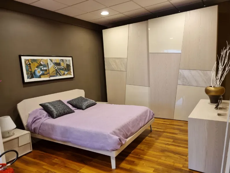 Camera da letto Camera mobilgam acacco con letto quadra Mobilgam in legno a prezzo ribassato
