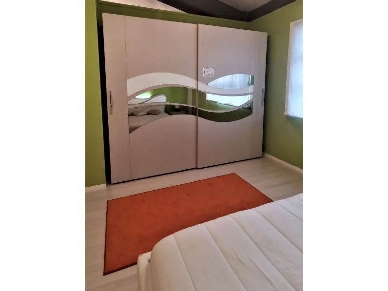 Camera da letto Chantal Spar in laccato opaco, prezzo ribassato!