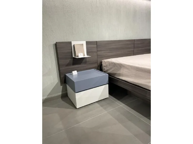 Camera da letto Letto miranda - gruppo gallia Tagliabue mobili in laccato opaco a prezzo scontato