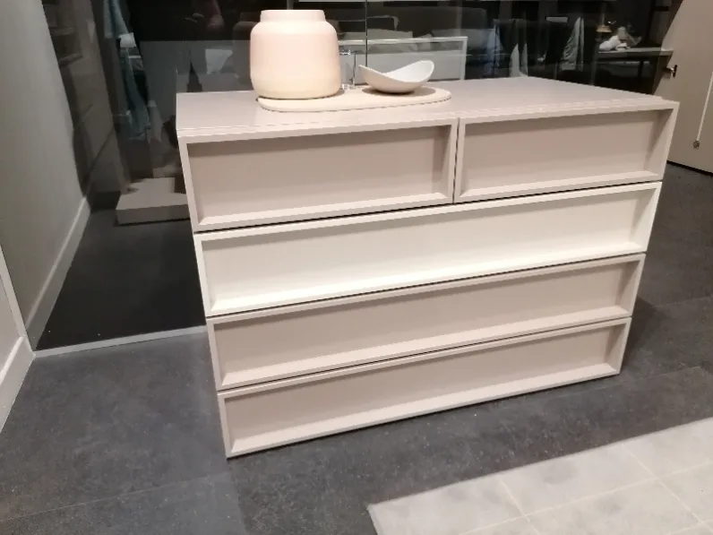 Com e comodini A.513 composizone cube Prezioso in legno a prezzo Outlet