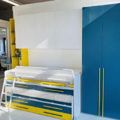 Cameretta in laminato materico Moretti Moretti compact scontata a PREZZI OUTLET