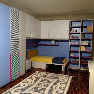 Scopri la Cameretta Olmo Perla Dielle a prezzi outlet! Visita il nostro showroom per arredare con stile.