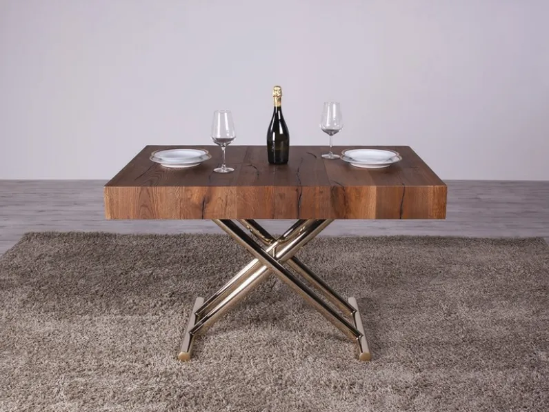 Tavolino Altacom modello Ulisse. Tavolino con il piano in legno rovere vecchio massiccio termotrattato e base in oro lucido.
