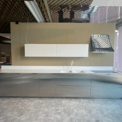 Cucina altri colori design lineare Ak04 acciaio Arrital a soli 11900€
