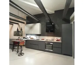 Cucina antracite moderna con penisola Evolution Scavolini