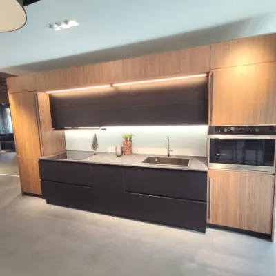 Cucina grigia design lineare Erika Aran a soli 11850 Euro