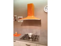 Cucina Arrex moderna ad angolo arancio in laminato materico Fiorella