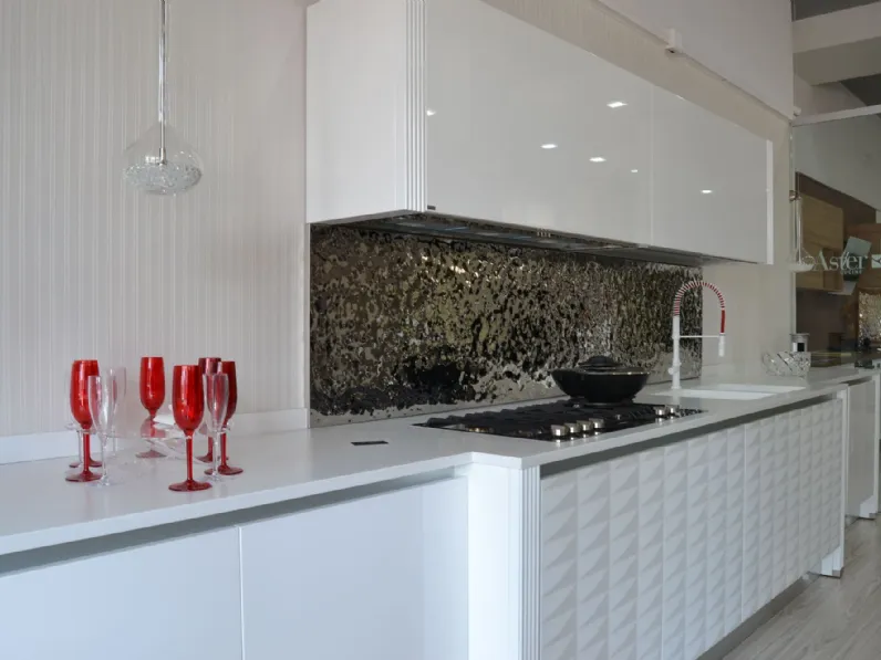 Cucina Aster cucine design lineare bianca in laccato lucido Luxury glam white