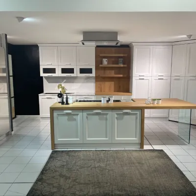 Cucina bianca classica ad isola Asolo Dibiesse a soli 11250€