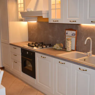 Cucina Arredo3 Asolo, country lineare a prezzo scontato.