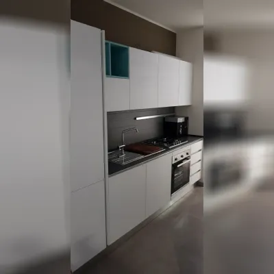 Cucina bianca design lineare Mia Mobilegno cucine in Offerta Outlet