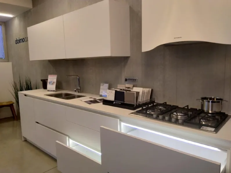 Cucina bianca moderna ad angolo Style Doimo cucine in Offerta Outlet