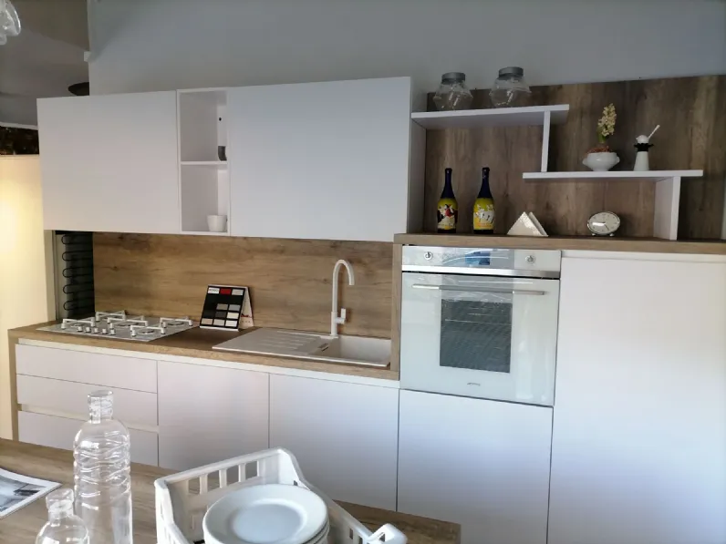 Cucina bianca moderna ad isola Sistema 22 Alta cucine in Offerta Outlet