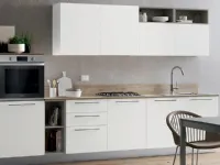 Cucina bianca moderna lineare Domino binco e castoro Primacucine