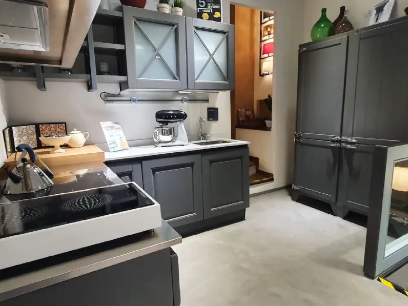 Cucina classica ad angolo Aran Bellagio anta colore grigio tortora a prezzo ribassato