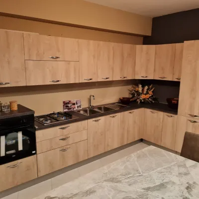 Cucina in polimerico opaco Collezione esclusiva a PREZZI OUTLET -39%
