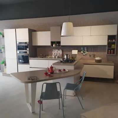 Cucina con penisola Immagina Lube cucine con un ribasso vantaggioso