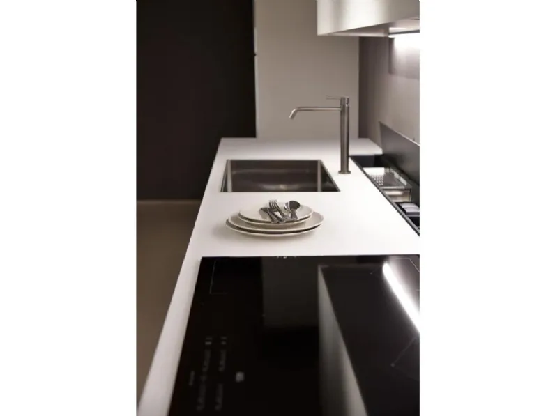 Cucina Cucina artematica design bianca lineare Valcucine