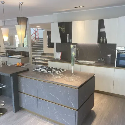 Cucina Delinea  design grigio ad isola Scavolini