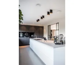 Cucina bianca design ad isola Ingrosso cucine moderne icm65 Primopiano cucine a soli 24700€