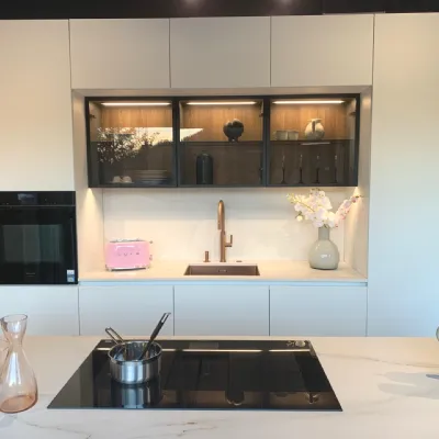Cucina bianca design con isola D23 Doimo cucine a soli 19650 Euro