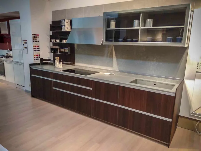 Cucina lineare design Icon  Ernestomeda a prezzo scontato