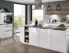 Scopri la cucina ad isola Alister Febal con uno sconto vantaggioso!