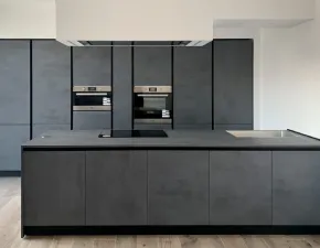 Cucina grigio design con penisola Ingrosso cucine moderne icm11 Primopiano cucine in Offerta Outlet
