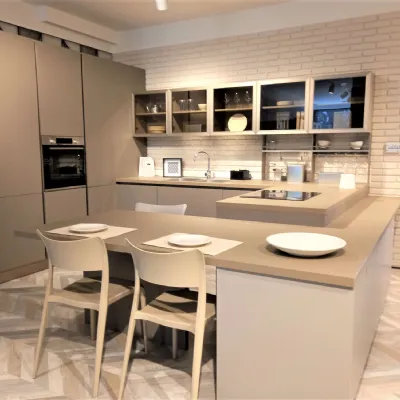 Cucina grigio moderna con penisola Tablet Lube cucine
