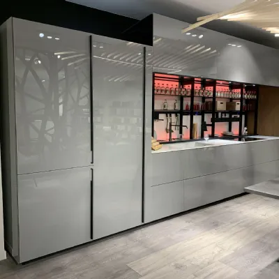 Scopri la cucina Logica celata di Valcucine in OFFERTA OUTLET 