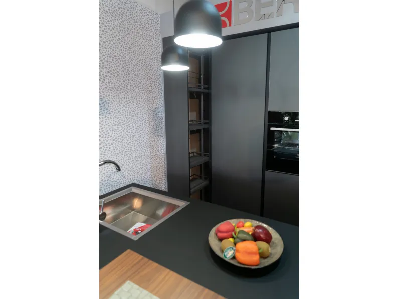 Cucina Groove moderna antracite ad isola Berloni cucine scontata 40%