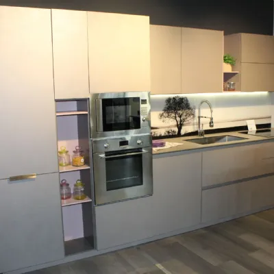 Cucina in laminato materico Euromobil a PREZZI OUTLET