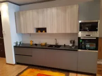 Cucina lineare in laccato opaco grigio Cloe a prezzo ribassato