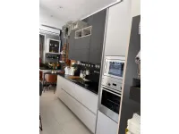 Cucina lineare in laccato opaco grigio Silkkj a prezzo scontato