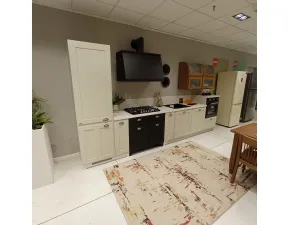 Cucina lineare in laccato opaco tortora Favilla a prezzo ribassato