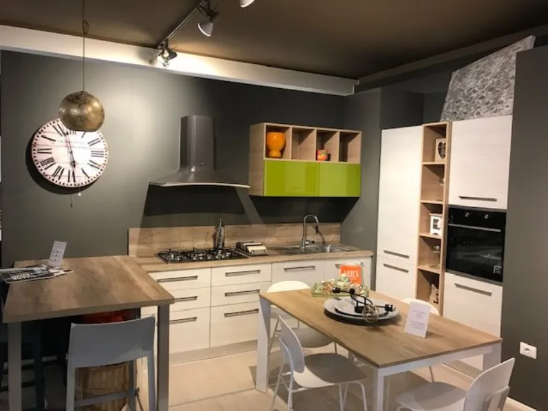 Cucina lineare in laminato materico tortora Cacao new a prezzo scontato