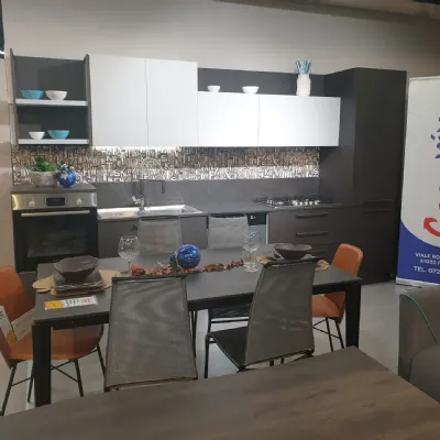 Cucina lineare New expo Prima cucine con un ribasso vantaggioso