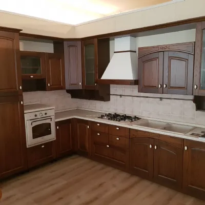 Cucina Maistri cucine classica ad angolo rovere moro in legno Tuscia