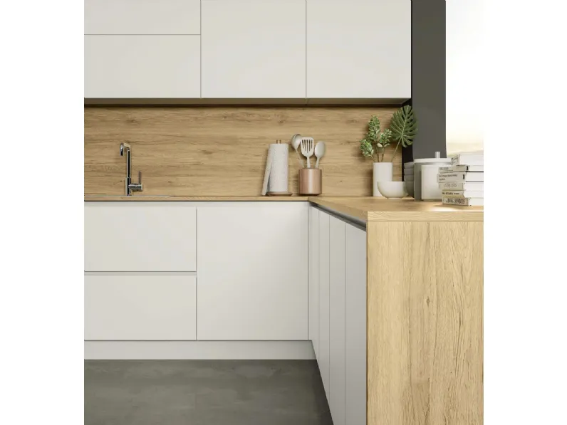 Cucina modello Cucina white design con colonne  Nuovi mondi cucine PREZZO SCONTATO