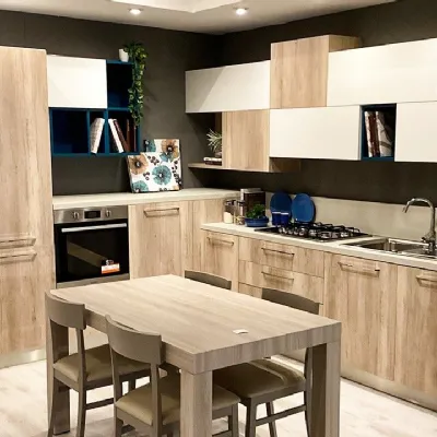 Cucina moderna ad angolo La casa moderna Carol presa a prezzo scontato
