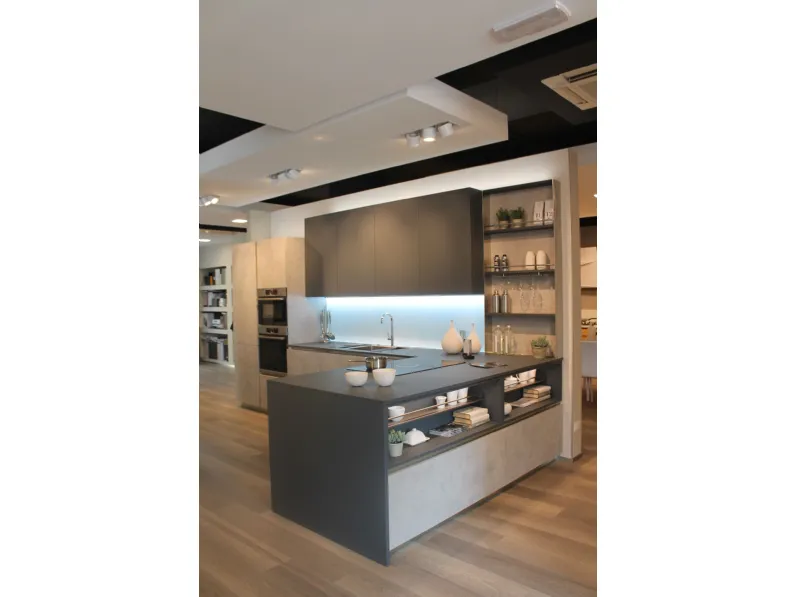 Cucina moderna grigio Veneta cucine con penisola Modello lounge in Offerta Outlet