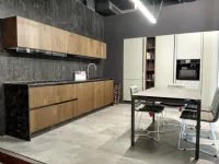 Scopri la cucina Arrex Loft moderna, disponibile in vari colori. Prezzo scontato del 50%!