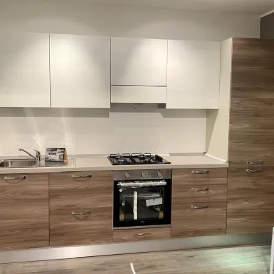 Cucina altri colori moderna lineare Noemi Lube cucine a soli 2870