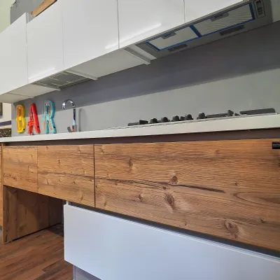 CUCINA Nuovi mondi cucine lineare Cucina moderna laccata lucida con base colore rovere vecchio in offerta   SCONTATA